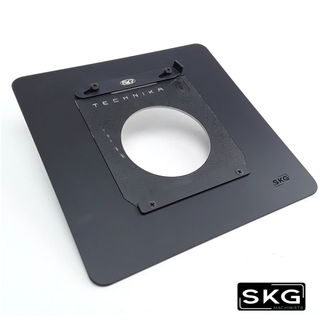 LEICA 箱、ケース、説明書のみ Leica – Genuine flash sync / PC terminal socket cover plug – S.K.